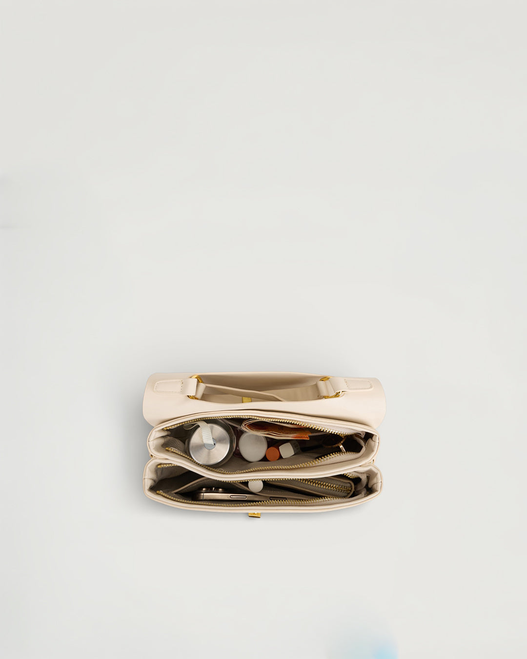 The Elara Top Handle in - OYSTER CREAM