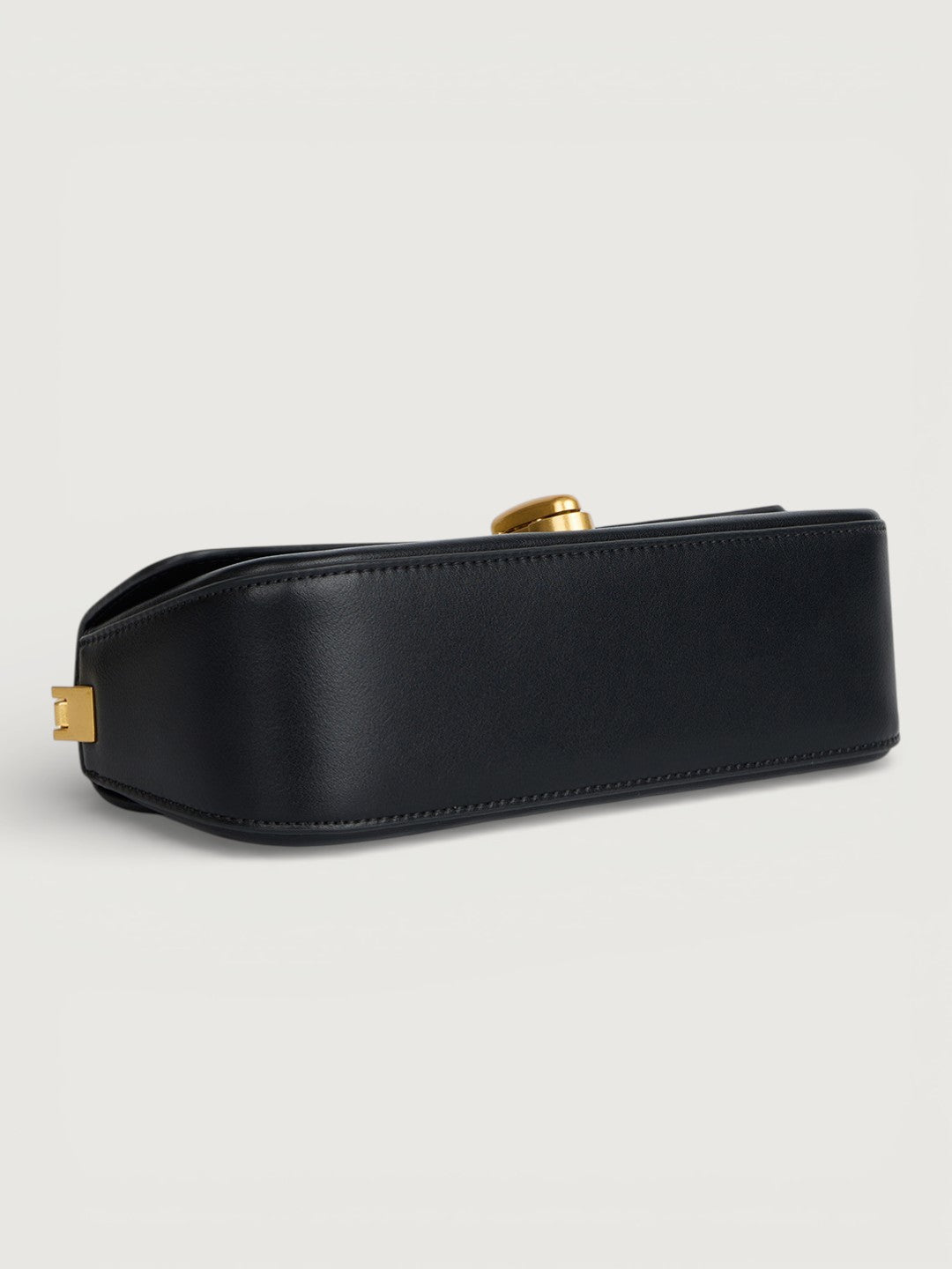 The Cami Shoulder Bag in -JET BLACK
