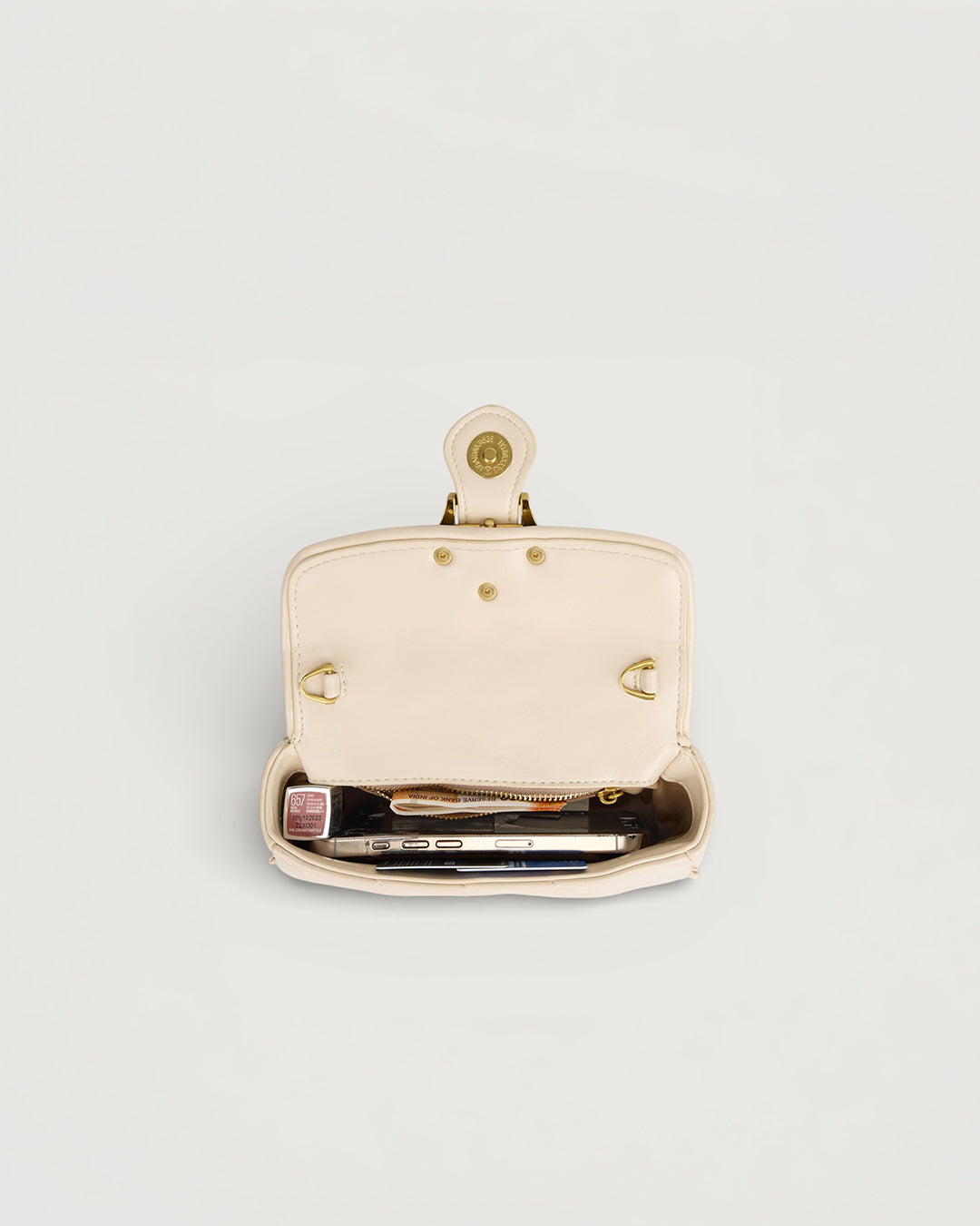 The Romi Chain Bag in - CREAM