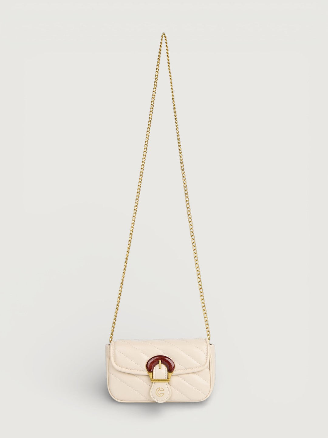 The Romi Chain Bag in - CREAM
