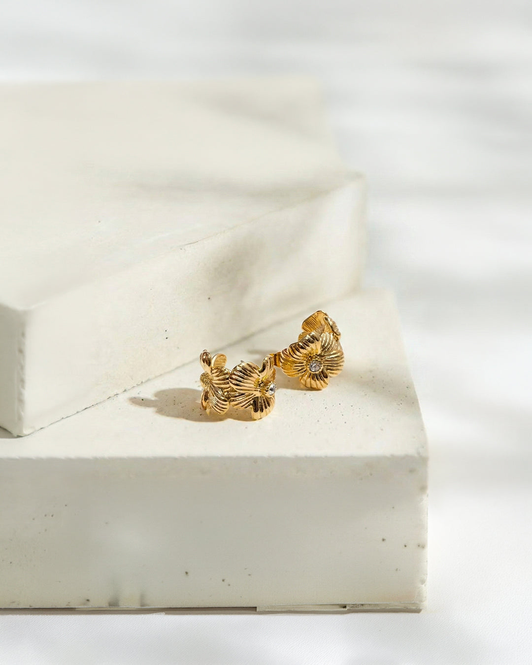 THE REGALIA BLOOM STUDS