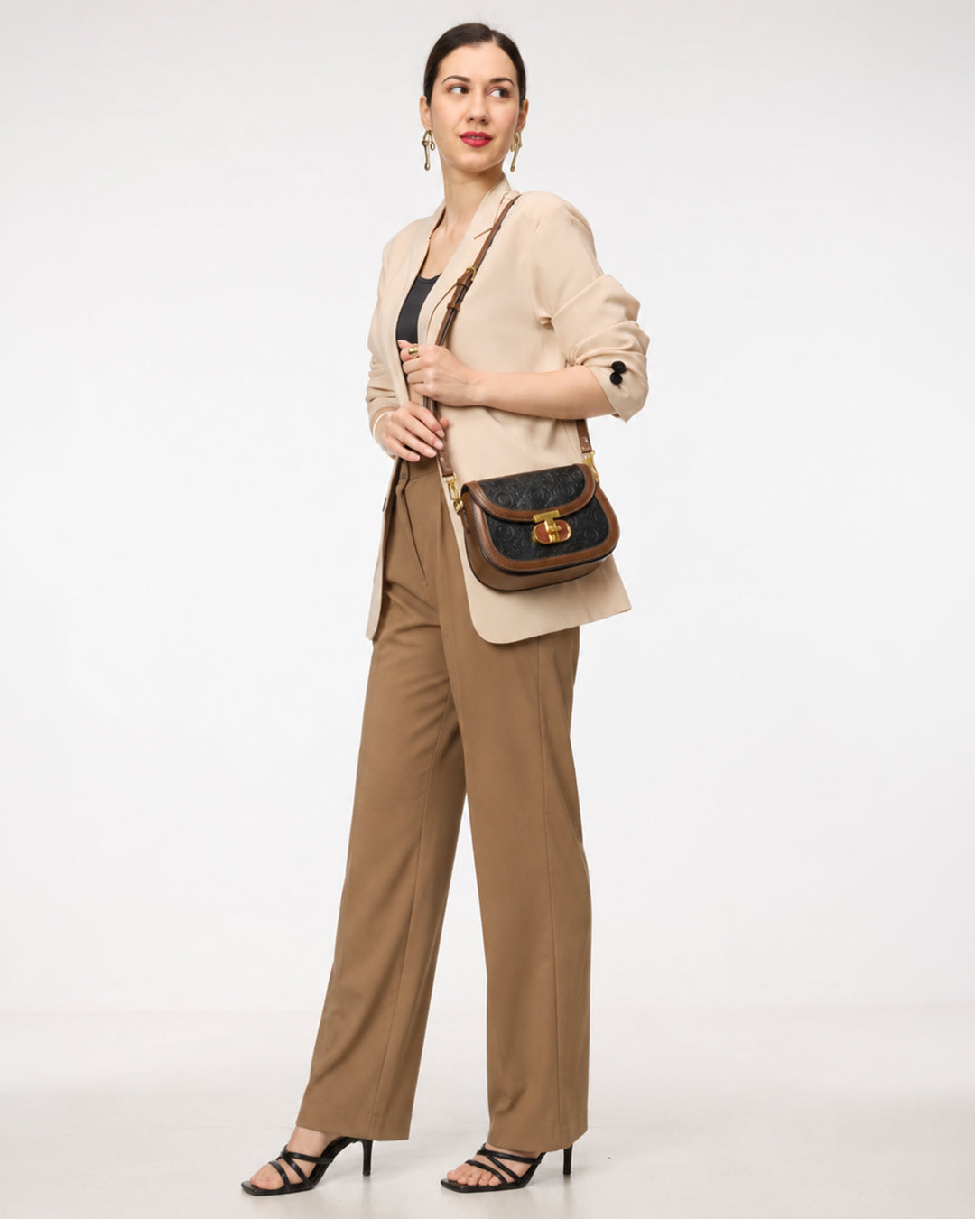 The Mira Crossbody in- BLACK ESPRESSO