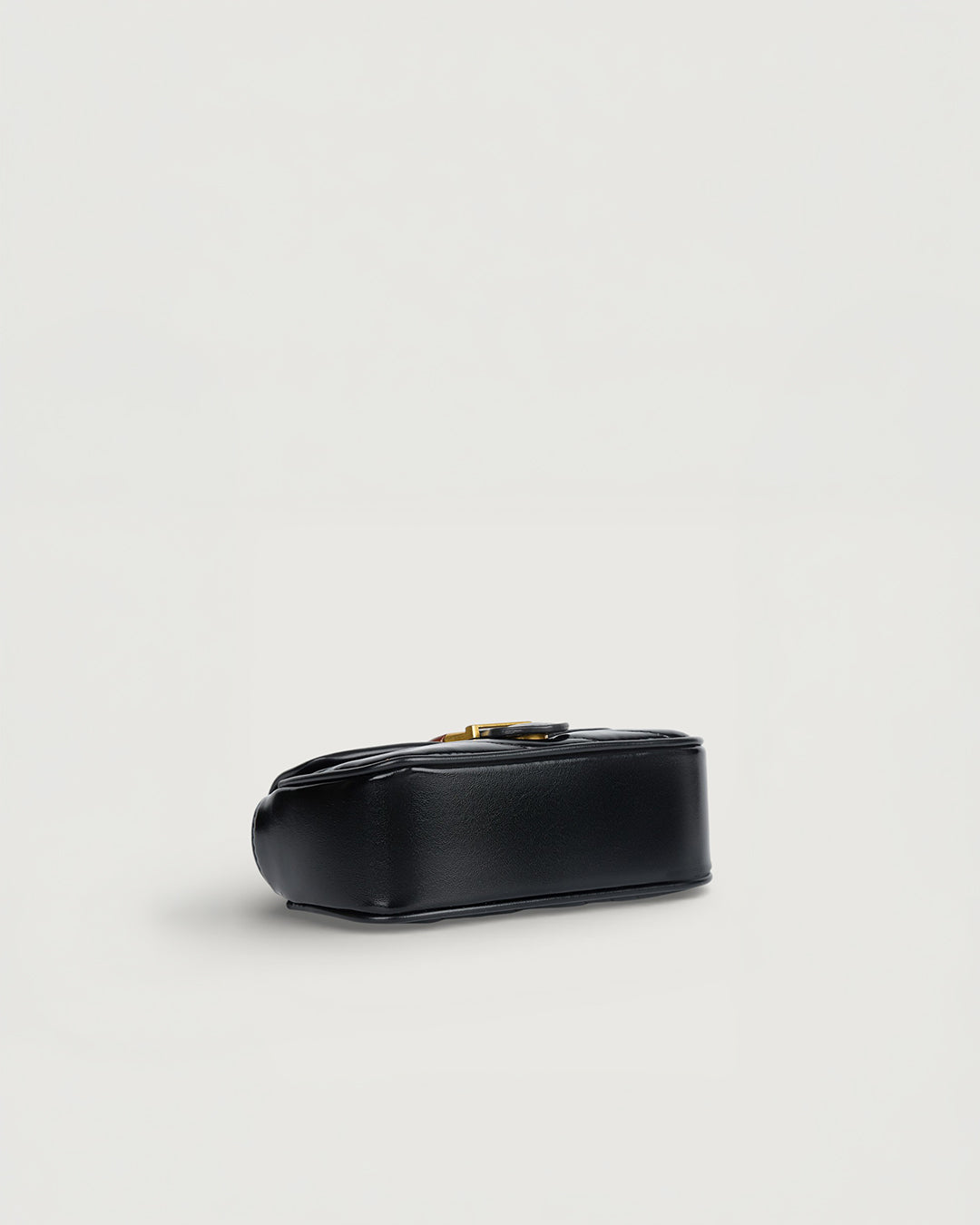 The Romi Chain Bag in -JET BLACK