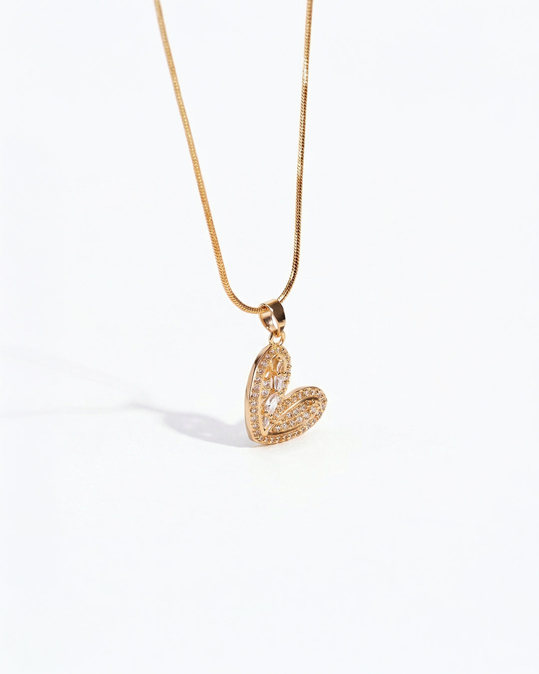THE JULIET HEART NECKLACE