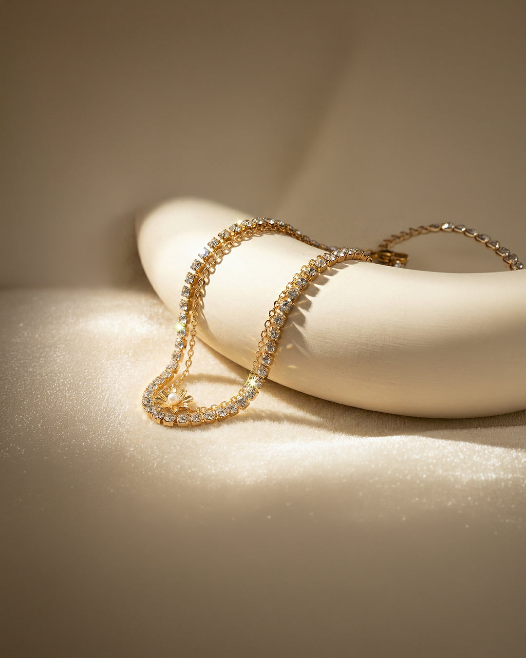 THE STELLA DAISY BRACELET