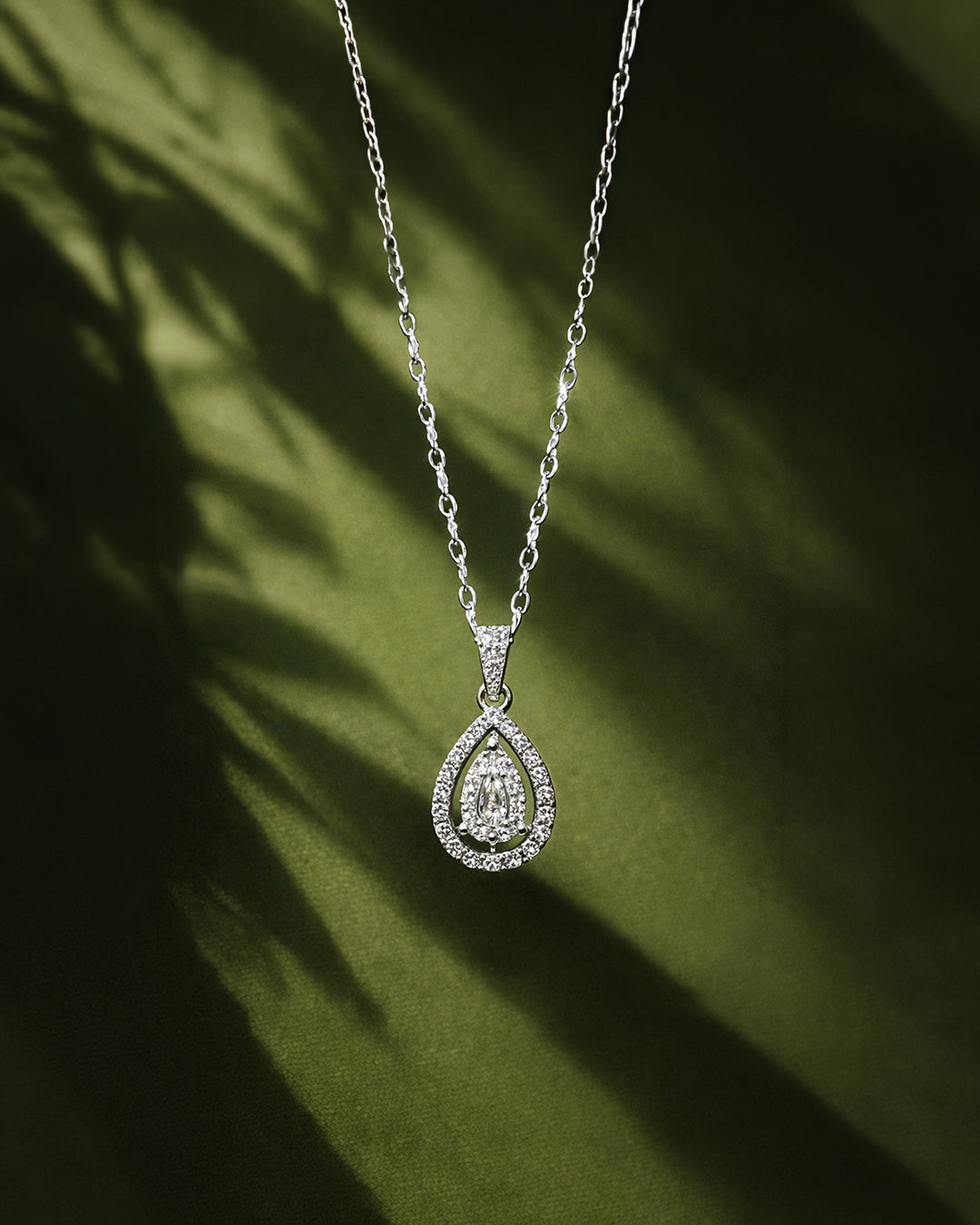 THE AURORA TEARDROP NECKLACE